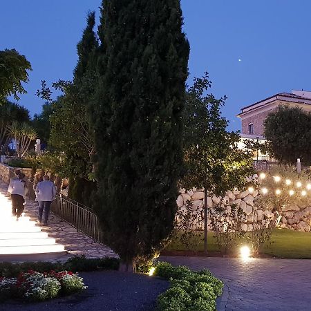 Hotel Villa Flora Relais Caltanissetta Extérieur photo