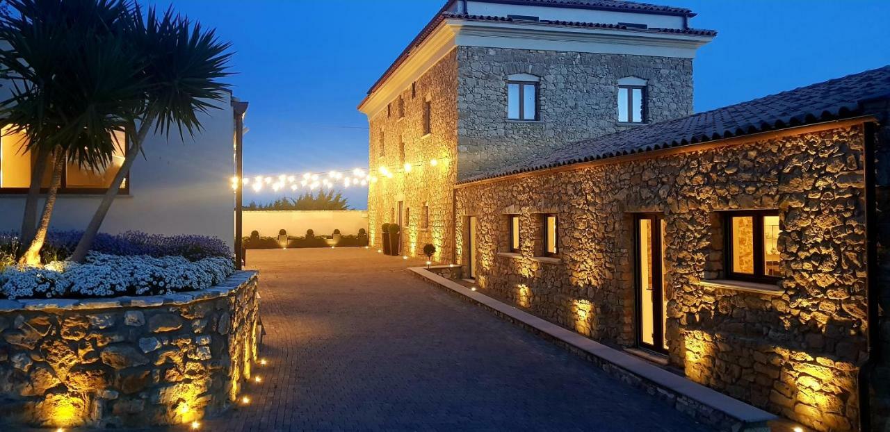 Hotel Villa Flora Relais Caltanissetta Extérieur photo